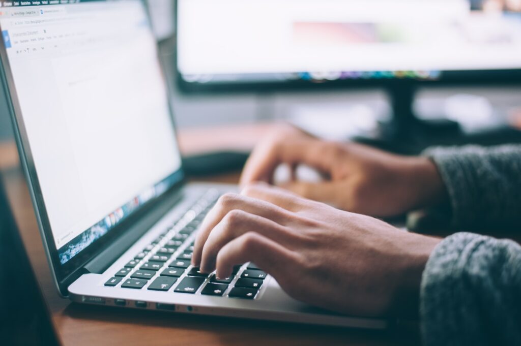 7 Tips Membuat Website Responsif dalam Era Mobile 1 Website responsif