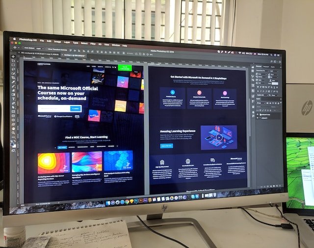 Desain web minimalis