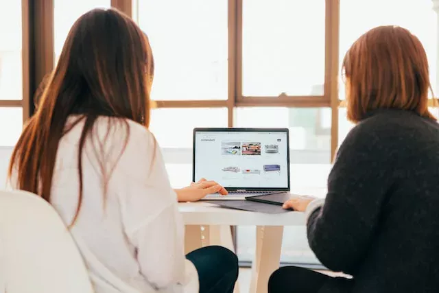 Memanfaatkan Wordpress Untuk Membangun Portofolio Online 1 Portofolio