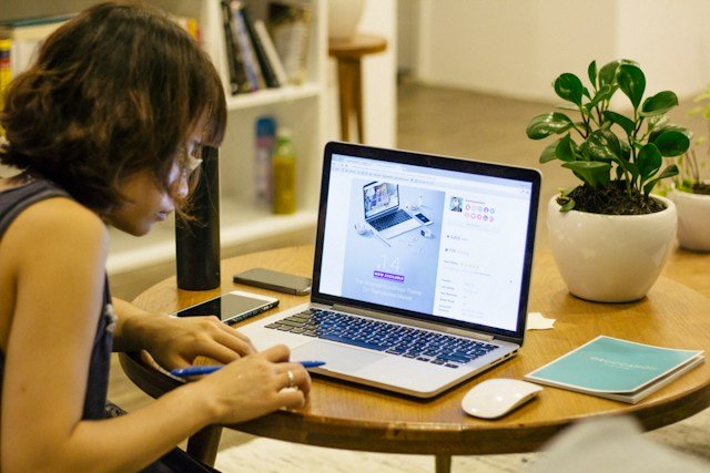 bisnis online